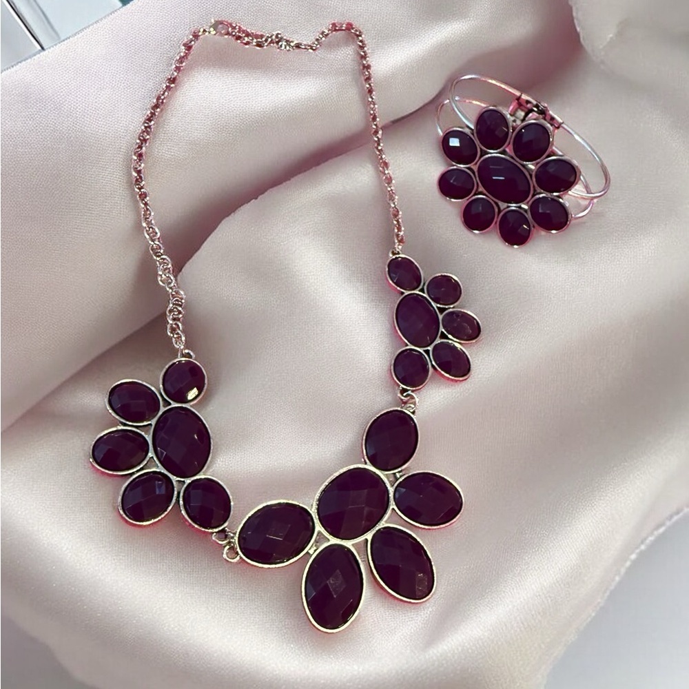 Source Unknown Deep Purple Floral‎ Necklace Set